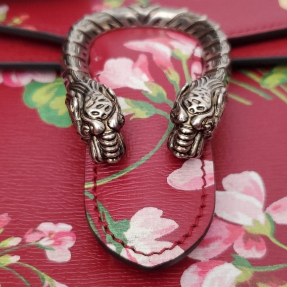 RARE🌸 Authentic Gucci Dionysus Medium - Picture 3 of 16